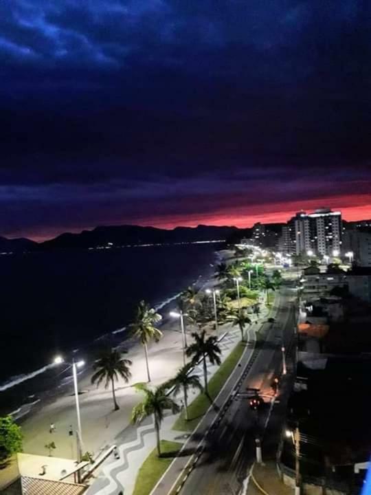 Ap Na Avenida Da Praia Caraguatatuba Buitenkant foto